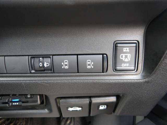 Nissan SERENA 2023 6434111-7