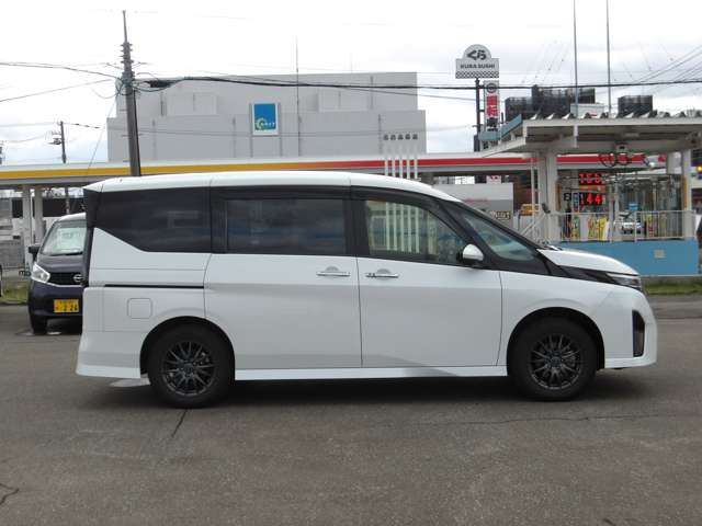 Nissan SERENA 2023 6434447-3