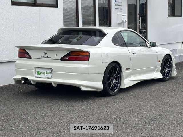 Nissan SILVIA 2001 6448135-7