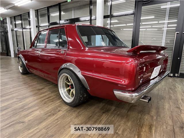 Nissan SKYLINE 1972 6443215-1