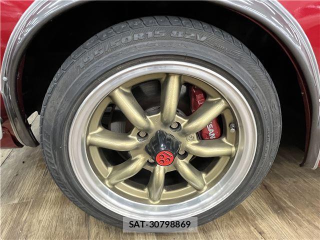 Nissan SKYLINE 1972 6443215-9