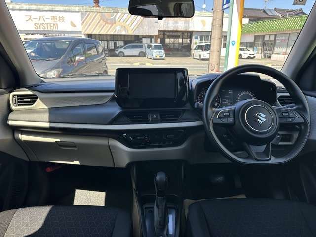 Suzuki SWIFT 2024 6466347-4