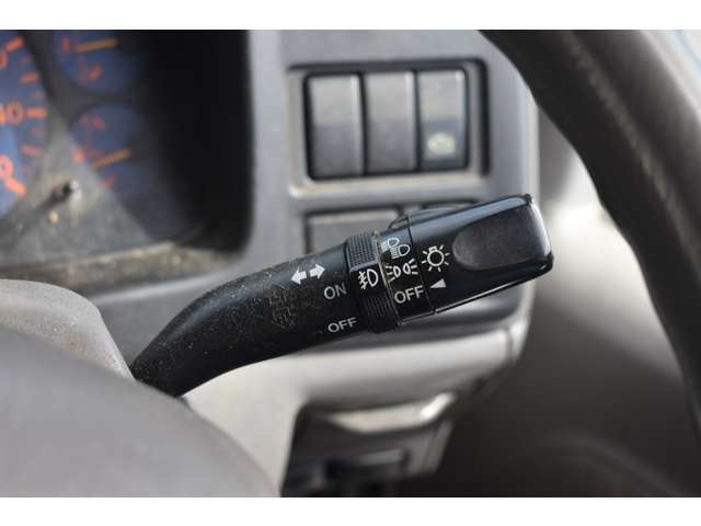 Mazda TITAN DASH 2007 6461819-6