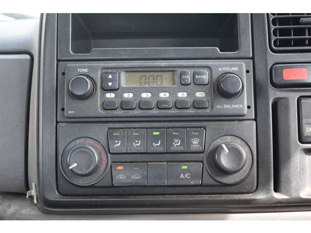 Mazda TITAN DASH 2007 6461819-8