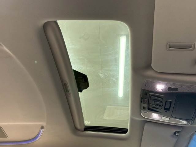Toyota VELLFIRE 2019 6476802-4