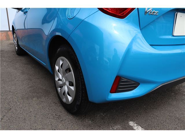 Toyota VITZ 2018 6479333-10