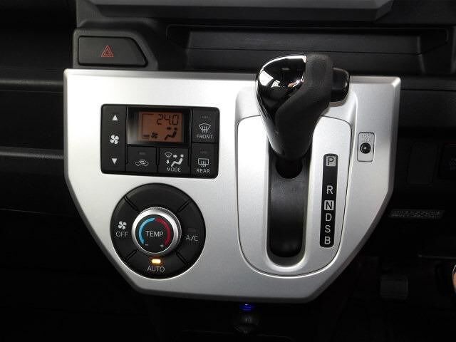 Daihatsu WAKE 2014 6424318-5