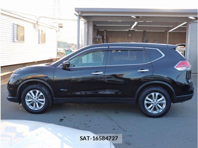 Nissan X-TRAIL 2015 6477142-4