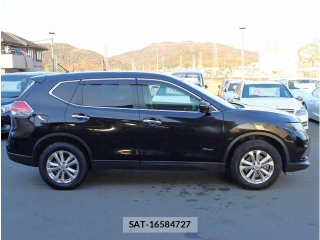 Nissan X-TRAIL 2015 6477142-8