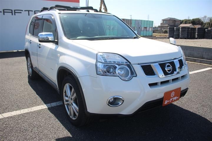 Nissan X-TRAIL 2013 6478672-7