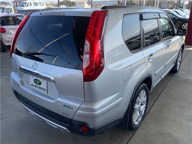 Nissan X-TRAIL 2012 6479378-1