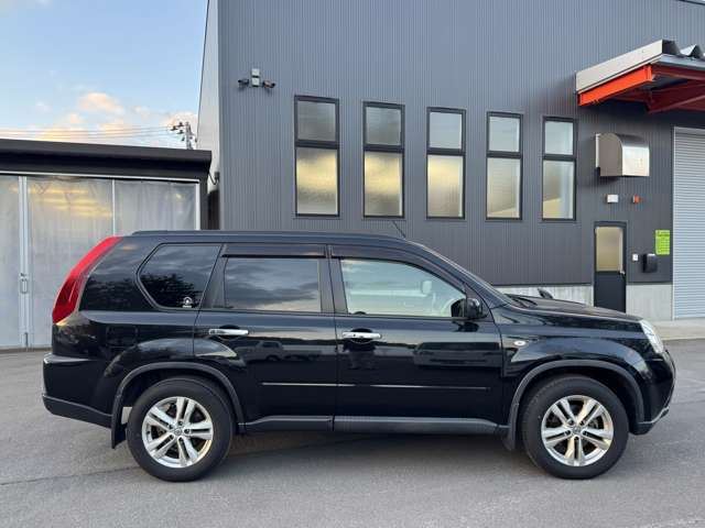 Nissan X-TRAIL 2011 6479614-4