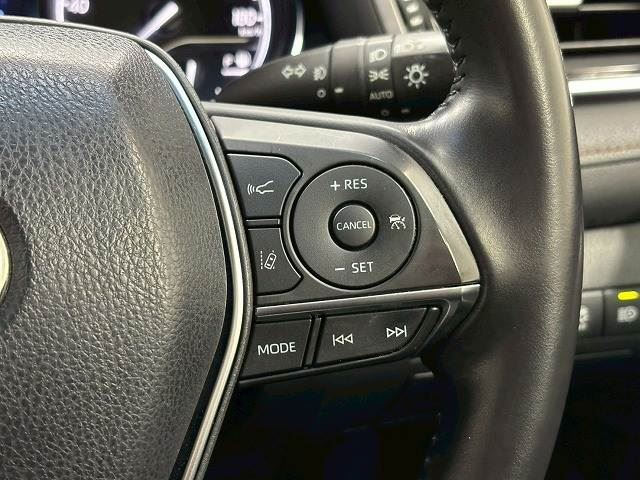 Toyota CAMRY 2017 6501540-6
