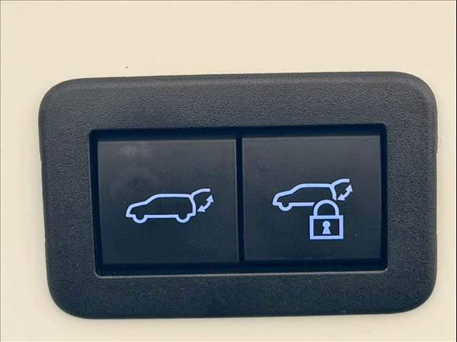 Toyota COROLLA CROSS 2022 6505446-9
