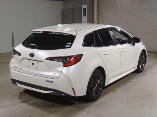 Toyota COROLLA TOURING 2021 6487165-1