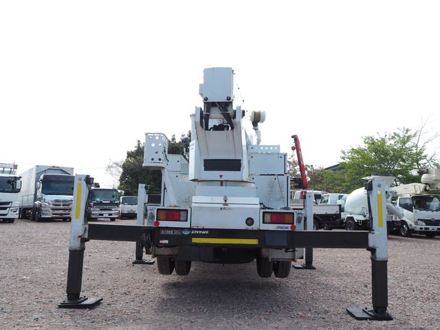 Toyota DYNA TRUCK 2011 6484881-3
