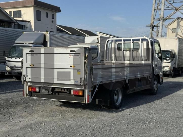 Toyota DYNA TRUCK 2014 6503747-1
