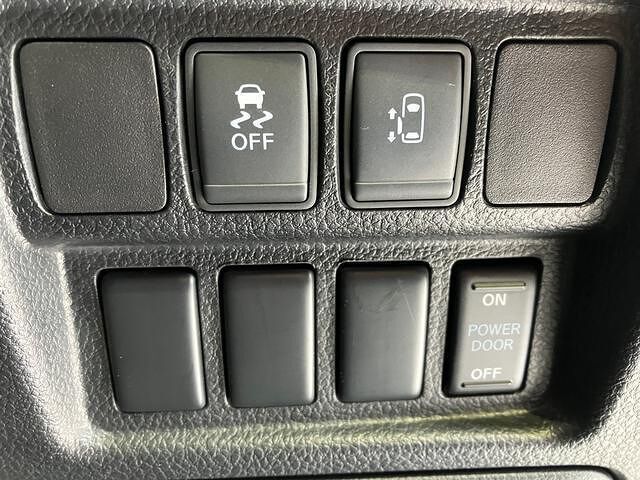 Nissan ELGRAND 2017 6487433-8