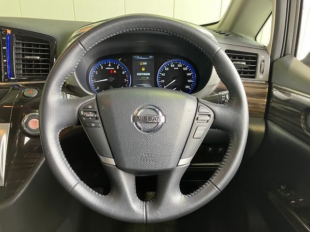 Nissan ELGRAND 2017 6487433-9