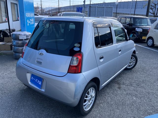 Daihatsu ESSE 2010 6483748-3