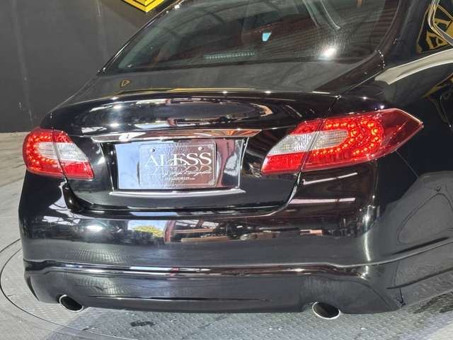 Nissan FUGA HYBRID 2011 6495215-10