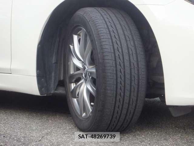 Nissan FUGA 2016 6493198-9