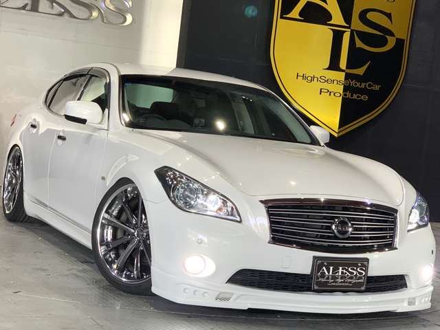 Nissan FUGA 2014 6493481-1