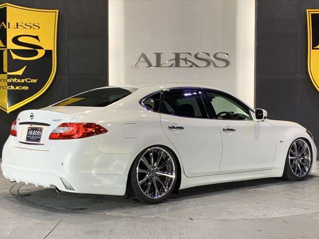 Nissan FUGA 2014 6493481-2