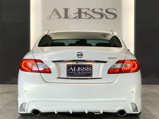 Nissan FUGA 2014 6493481-9