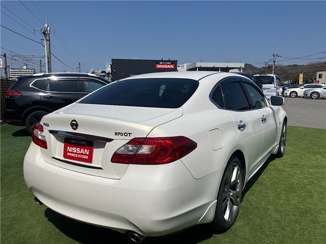 Nissan FUGA 2012 6493667-1
