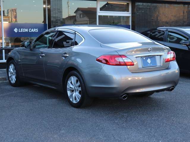 Nissan FUGA 2011 6493704-4