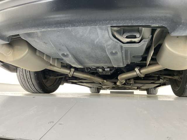 Nissan FUGA 2011 6493816-9