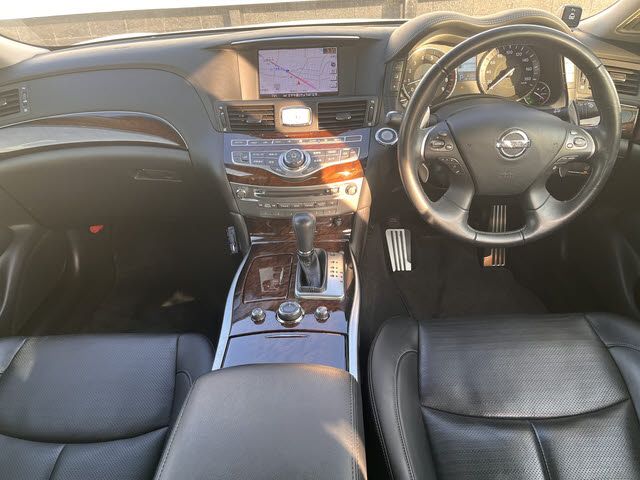 Nissan FUGA 2010 6494018-2