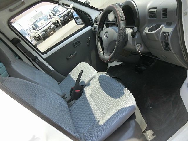 Daihatsu HIJET CARGO 2012 6486305-2
