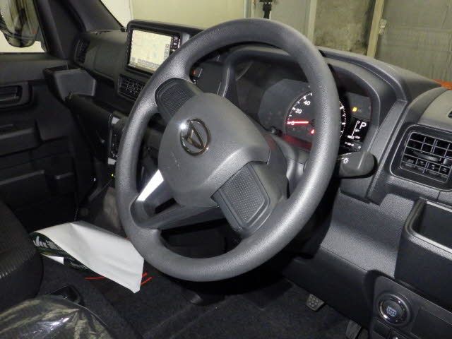 Daihatsu HIJET CARGO 2025 6506300-2