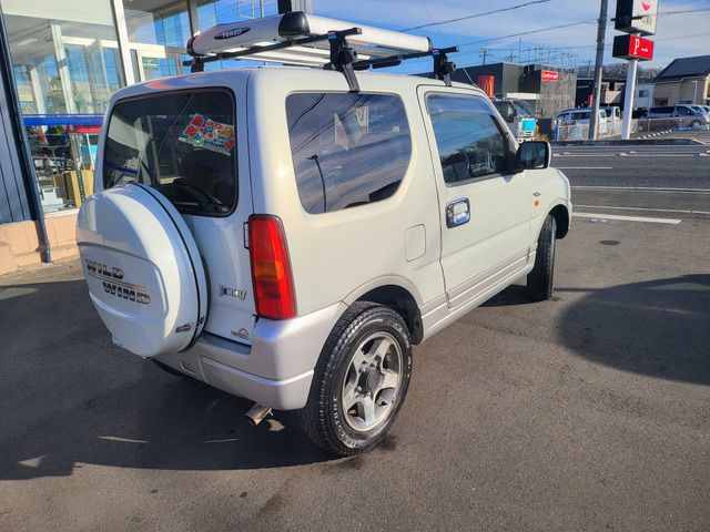 Suzuki JIMNY 2002 6480910-9
