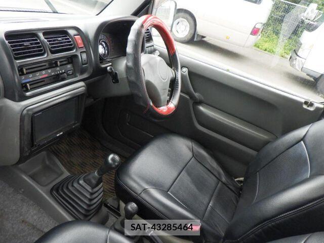 Suzuki JIMNY 2001 6480988-2