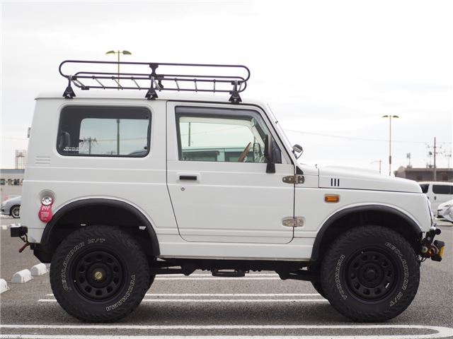 Suzuki JIMNY 1997 6481424-8