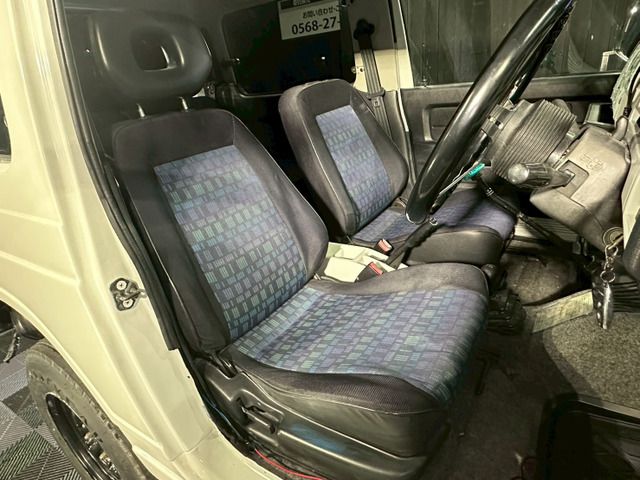 Suzuki JIMNY 1996 6481619-5