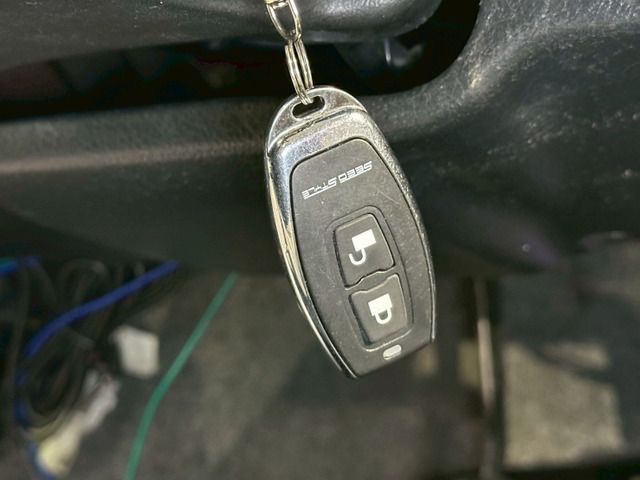 Suzuki JIMNY 1996 6481619-7