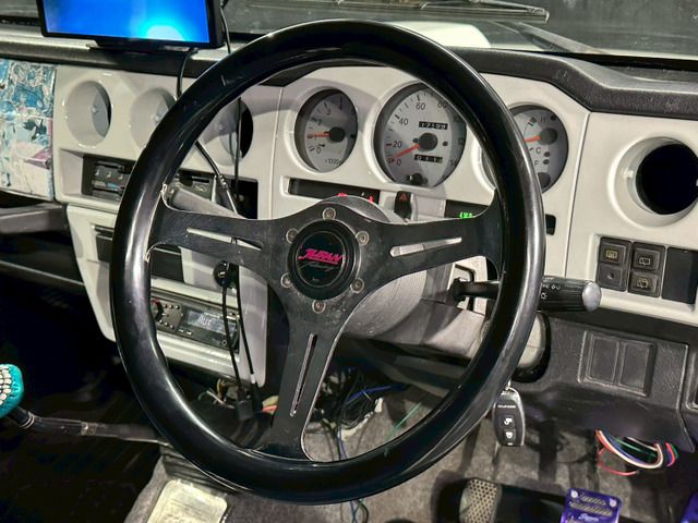 Suzuki JIMNY 1996 6481619-8