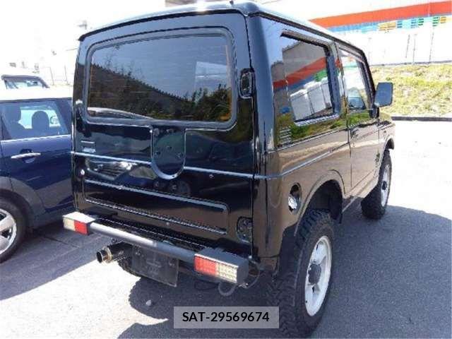 Suzuki JIMNY 1996 6481733-4
