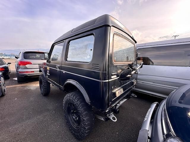 Suzuki JIMNY 1990 6481961-1