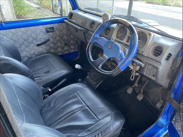 Suzuki JIMNY 1987 6482097-2