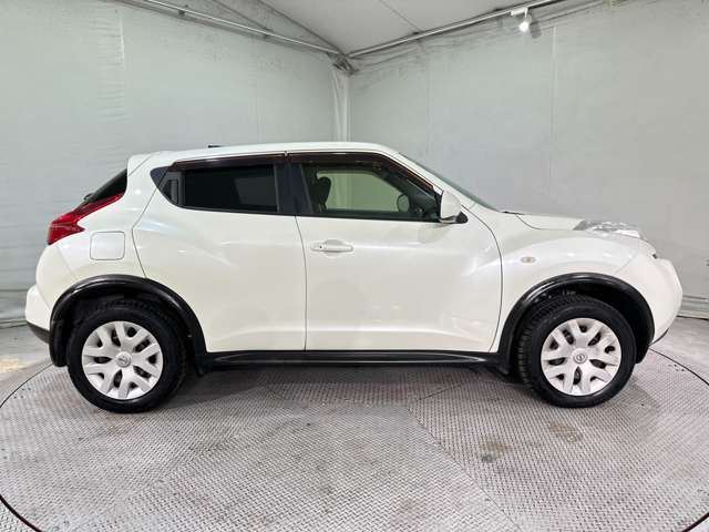 Nissan JUKE 2012 6497592-3