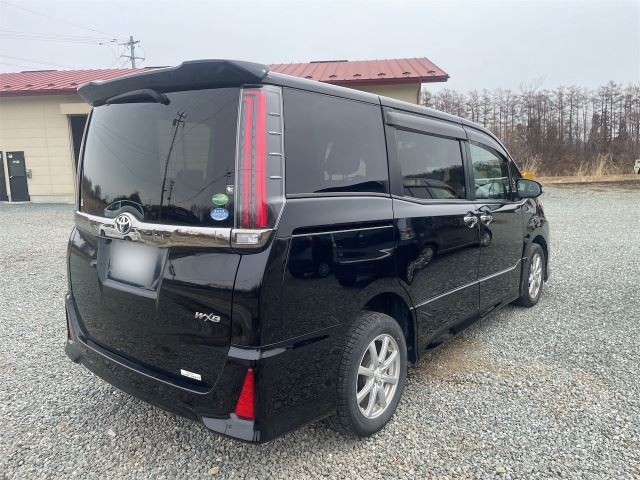 Toyota NOAH 2020 6510464-3