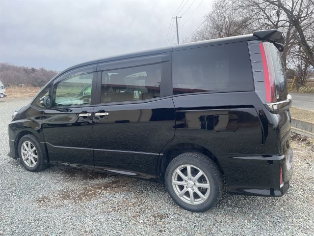 Toyota NOAH 2020 6510464-7