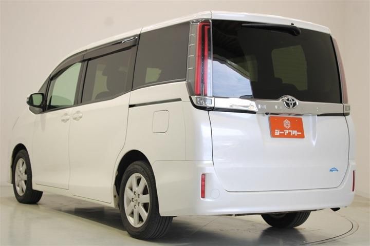 Toyota NOAH 2017 6510791-10