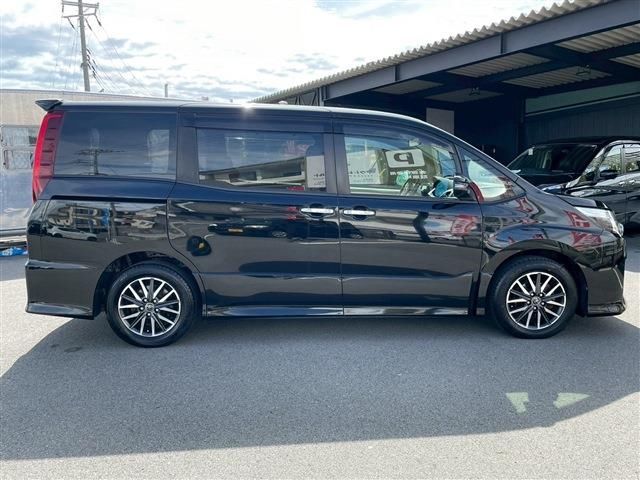 Toyota NOAH 2016 6511279-9