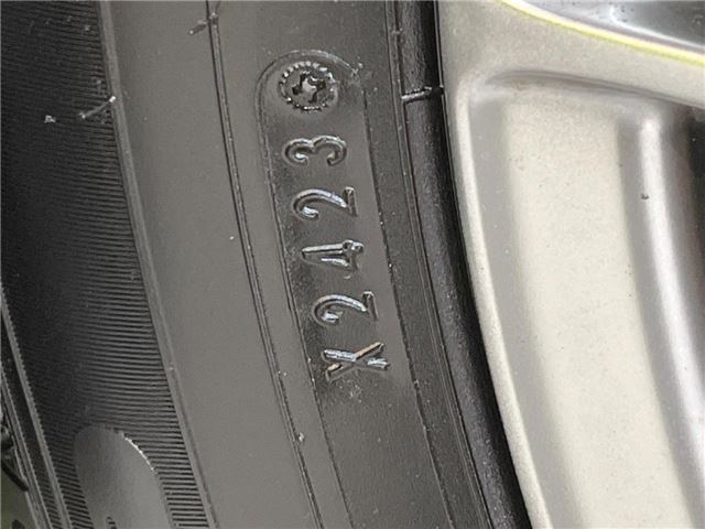 Toyota NOAH 2016 6511411-6